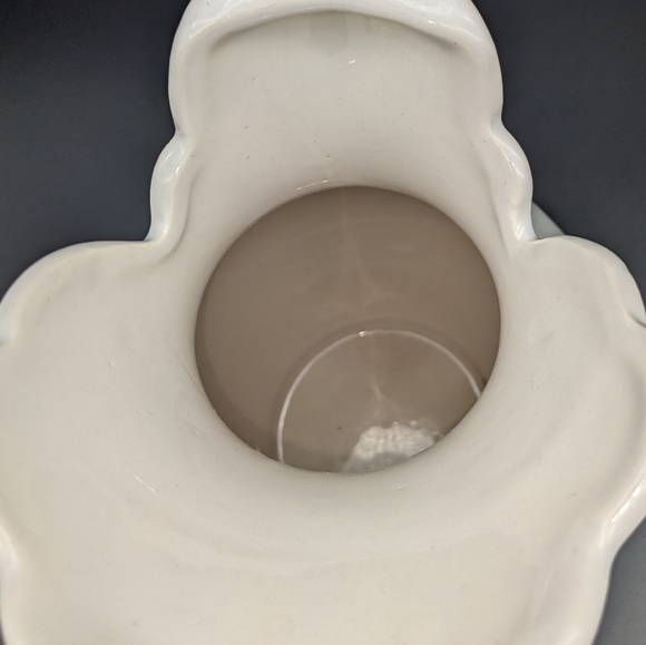Vintage Haeger MCM White Pottery Pitcher - Picture 5 of 6